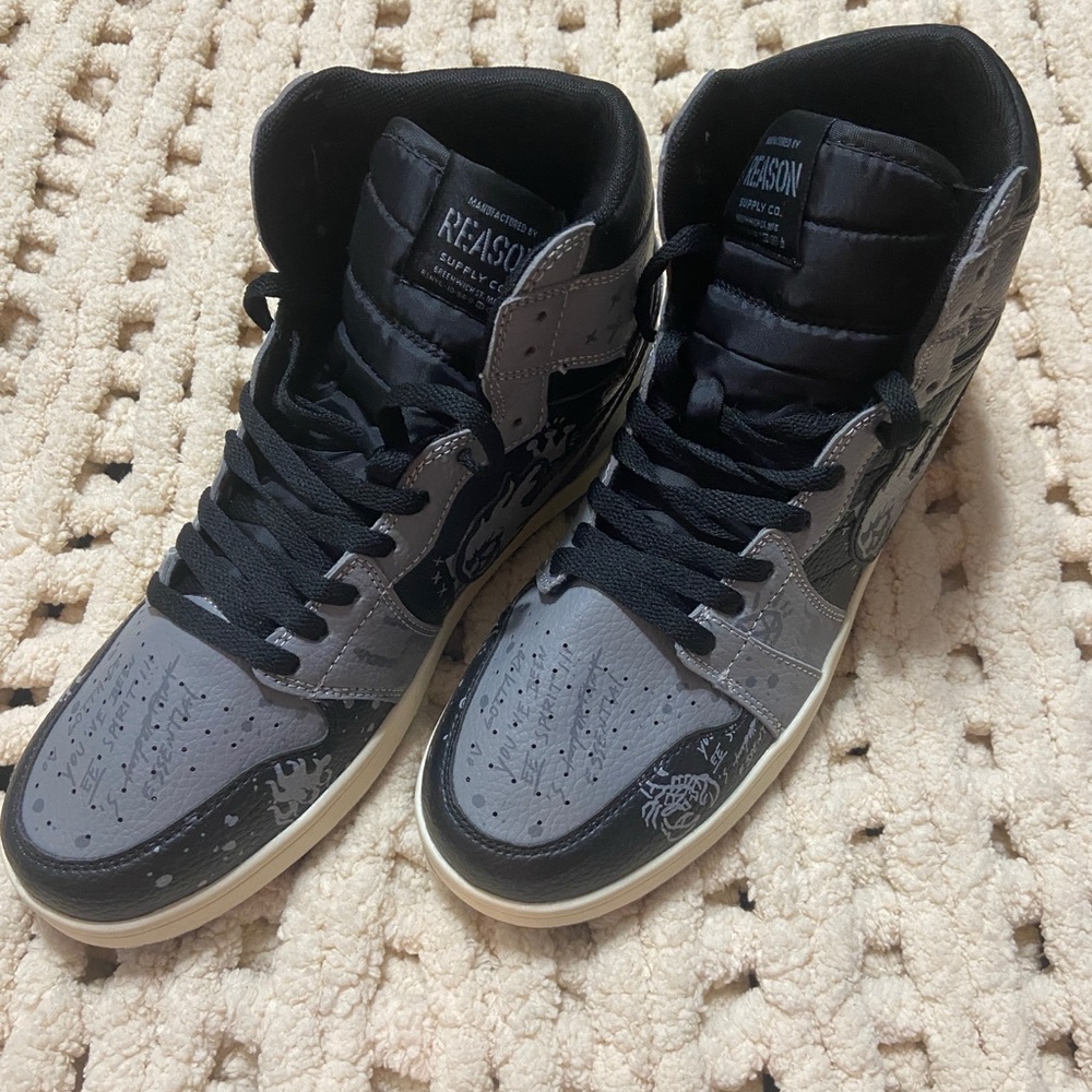 Reason Men's Black and Gray High-Top Sneakers